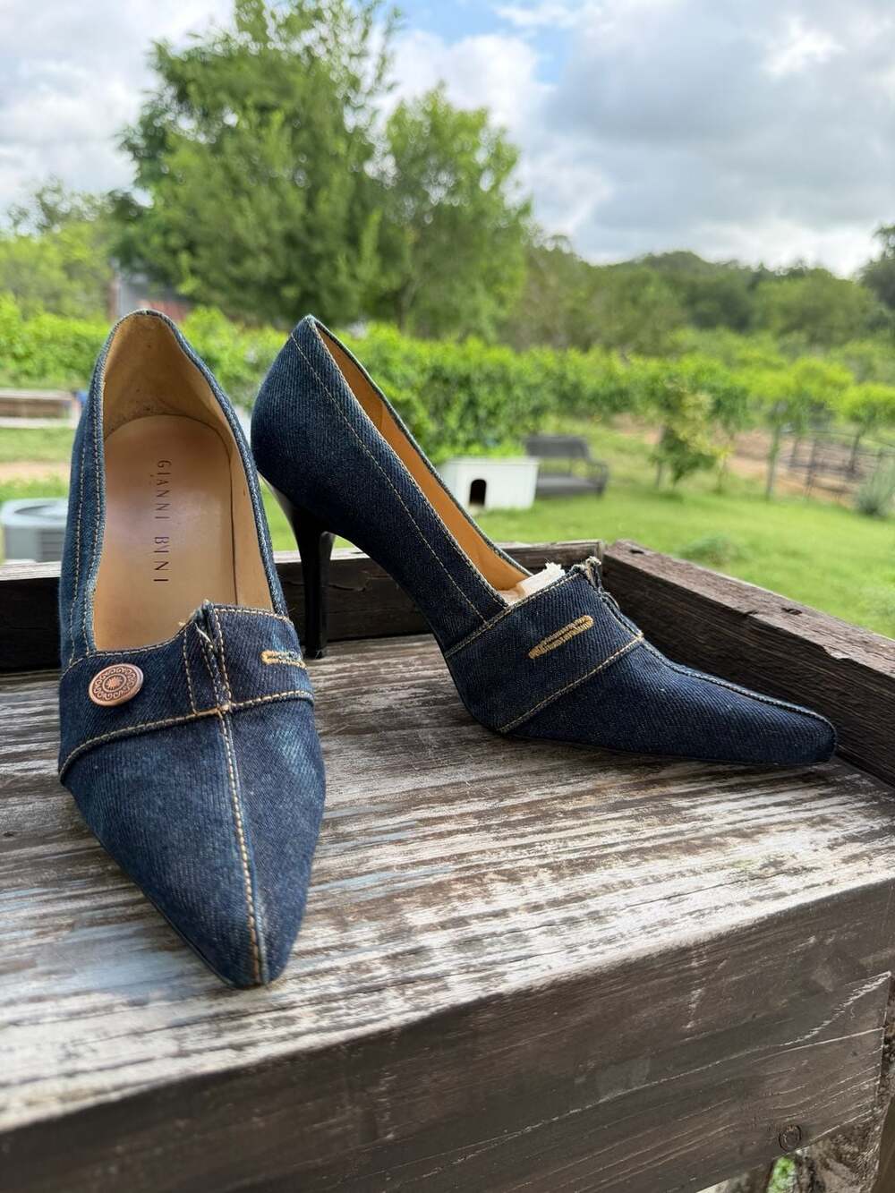 Gianni Bini Vintage Y2K Denim Pointed Toe Stiletto Heels - Picture 2 of 8